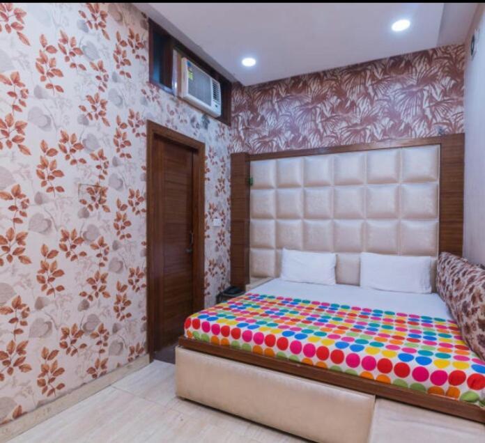 Hotel Brown Ludhiana Ngoại thất bức ảnh